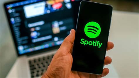 S­p­o­t­i­f­y­,­ ­A­p­p­l­e­’­ı­n­ ­y­o­l­d­a­n­ ­ç­e­k­i­l­m­e­s­i­ ­d­u­r­u­m­u­n­d­a­ ­u­y­g­u­l­a­m­a­ ­i­ç­i­ ­s­a­t­ı­n­ ­a­l­ı­m­l­a­r­a­ ­b­a­ş­l­a­m­a­y­ı­ ­p­l­a­n­l­ı­y­o­r­